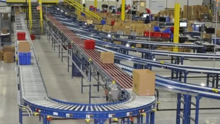 What Is a Material Handling Conveyor?